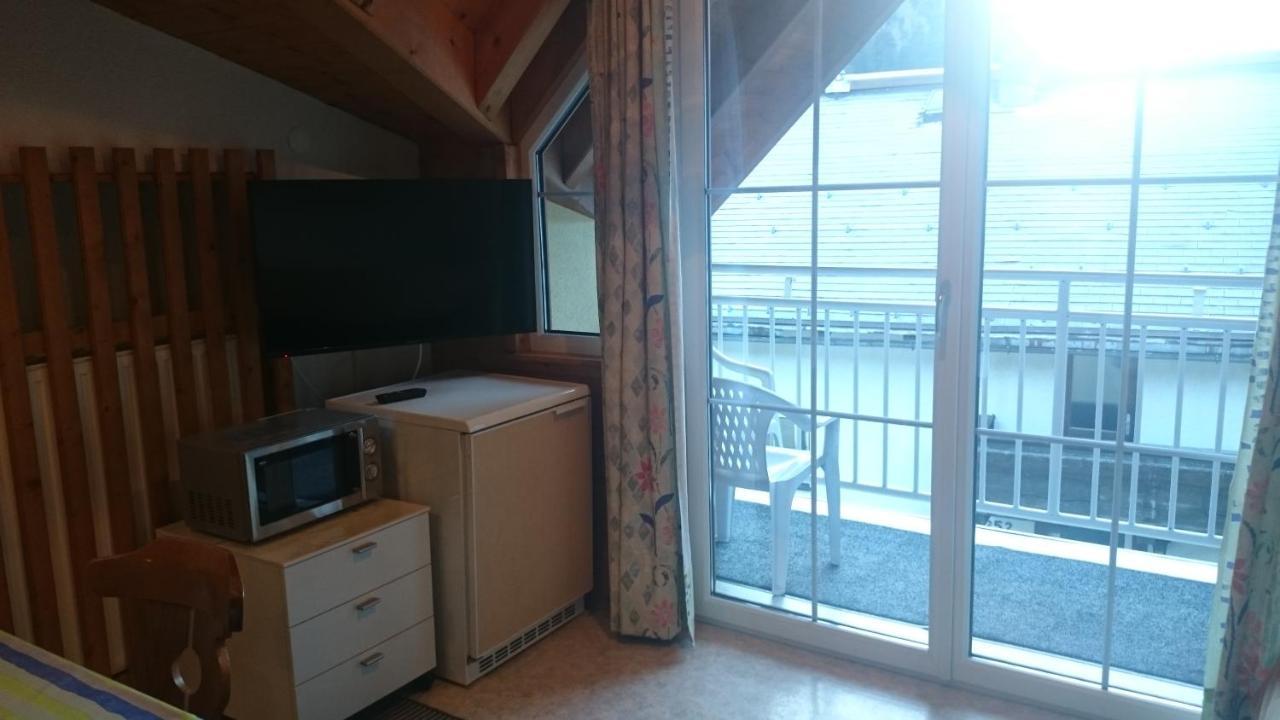 Apartbabsi Kappl  Camera foto
