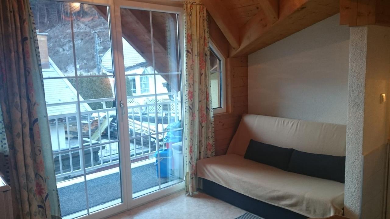 Apartbabsi Kappl  Camera foto