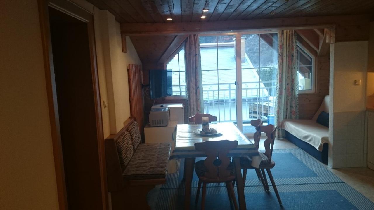 Apartbabsi Kappl  Camera foto